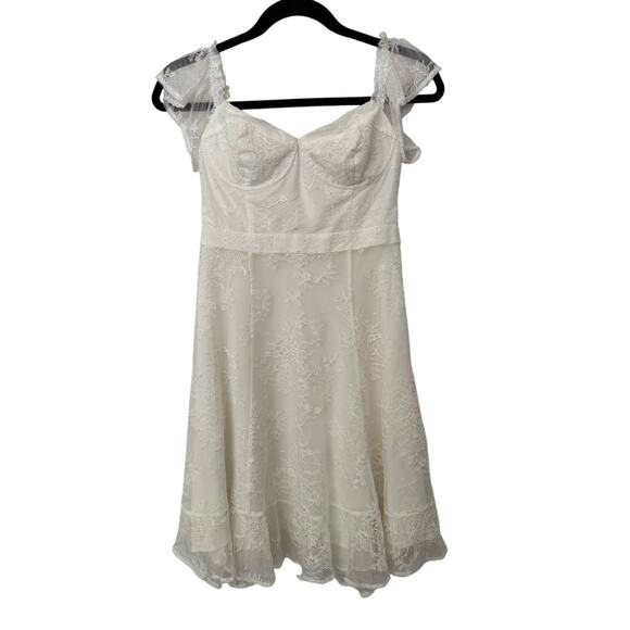 Women ASTR White Lace Mini Short Sleeve Dress with Zipper Closure-Small - Picture 1 of 7